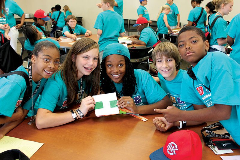 Group of kids in Precollegiate Summer Program